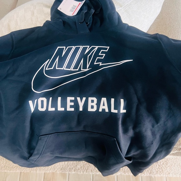 Nike Women's Black Volleyball Hoodie - Picture 1 of 3